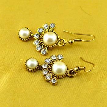 Stone Moti Meenakari Beads Bali Earing 2