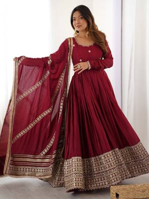 Maroon Sequins Embroidered Silk Festive Kameez 3