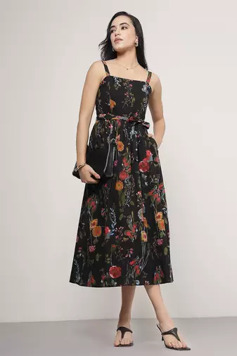 Black sleeveless midi dress