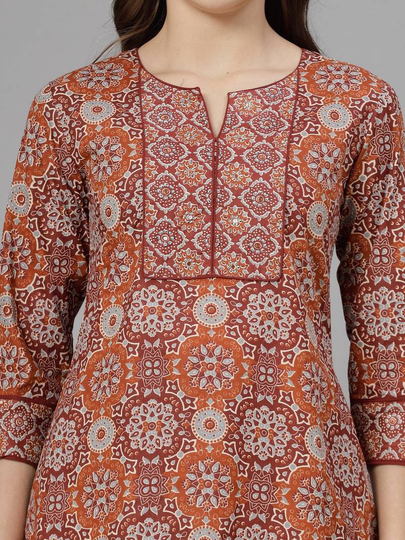 Rust printed straight cotton top with regular sleeves & side slit
