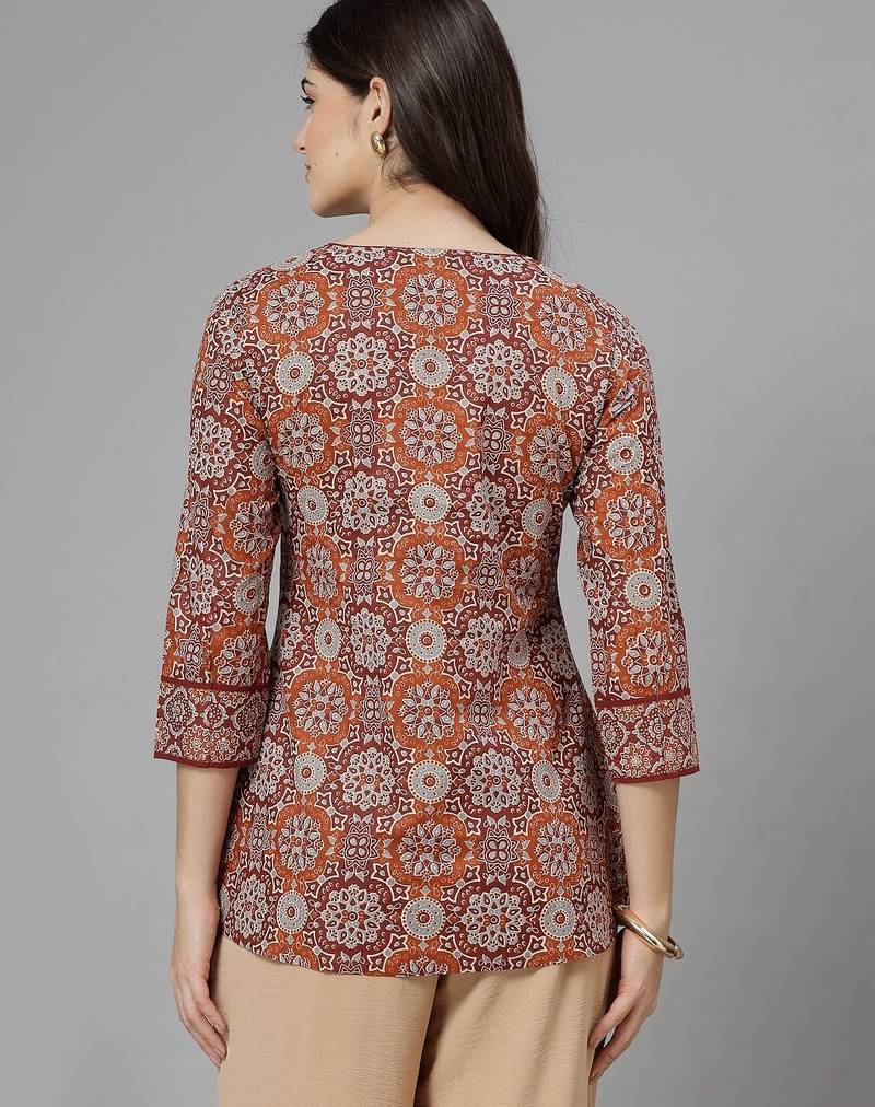 Rust printed straight cotton top with regular sleeves & side slit
