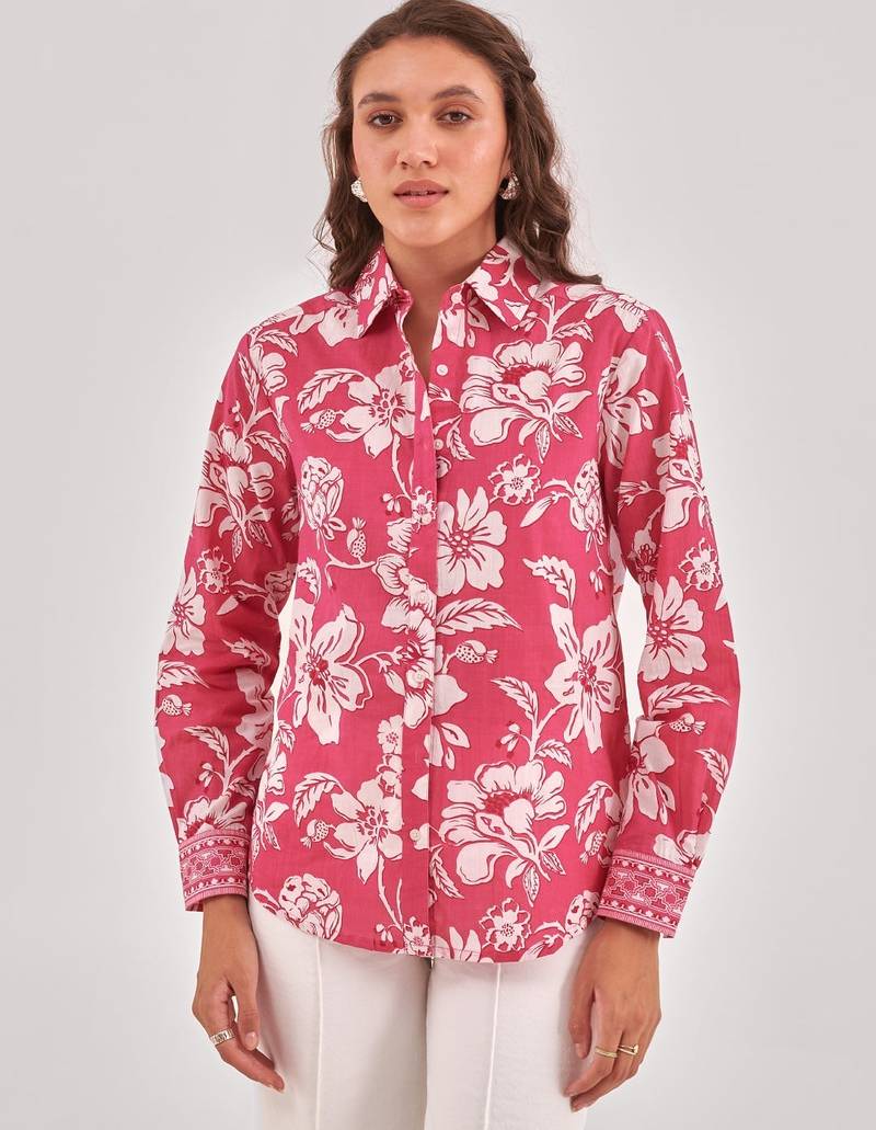 Fuchsia floral printed casual shirt with spread collar, button placket & long sleeves