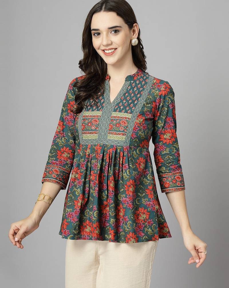 Green floral print mandarin collar cotton top with a-line design & 3/4 sleeves