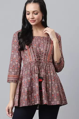 Rust printed gathered top