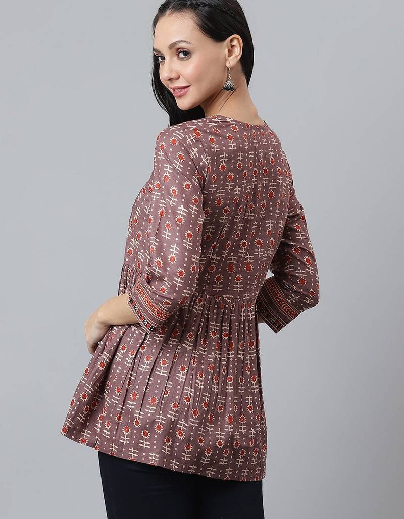 Rust printed gathered top