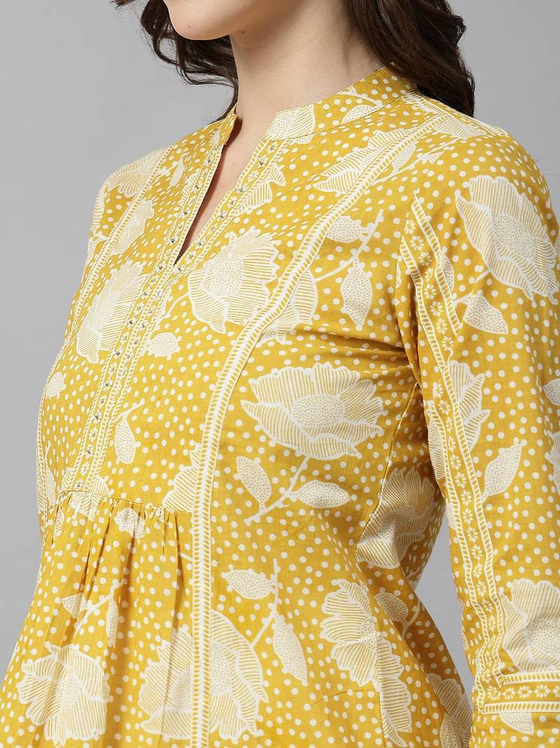 A-line butter yellow cotton printed top