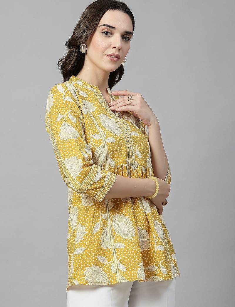 A-line butter yellow cotton printed top