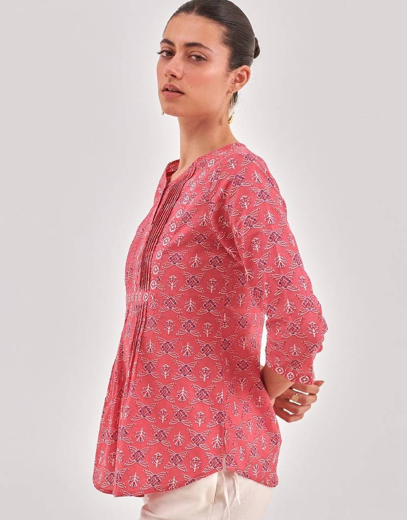 Pink printed pintuck top