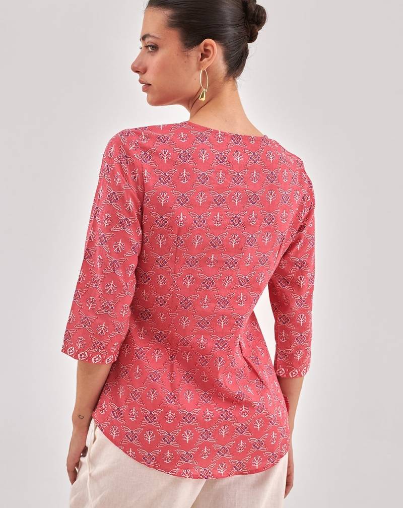 Pink printed pintuck top