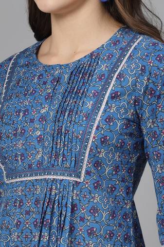 Royal blue floral print pintucks top with round neck and button closure