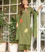 Floral embroidered green round neck pure cotton kurta set with trouser & dupatta