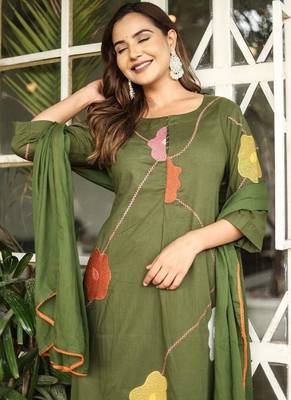 Floral embroidered green round neck  cotton kurta set with trouser & dupatta 3