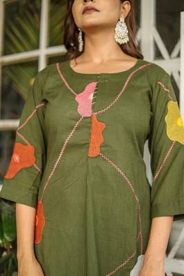 Floral embroidered green round neck  cotton kurta set with trouser & dupatta 4