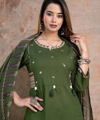 Floral embroidered green round neck  cotton kurta set with trouser & dupatta 4