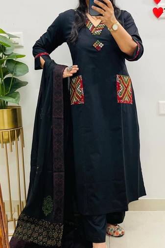 Floral embroidered black v neck pure cotton kurta set with trouser & dupatta