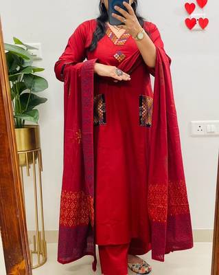 Floral embroidered red v neck  cotton kurta set with trouser & dupatta 2