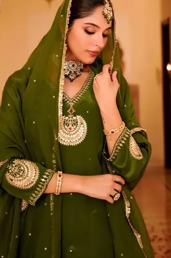 Floral embroidered green v neck chinon kurta set with trouser & dupatta