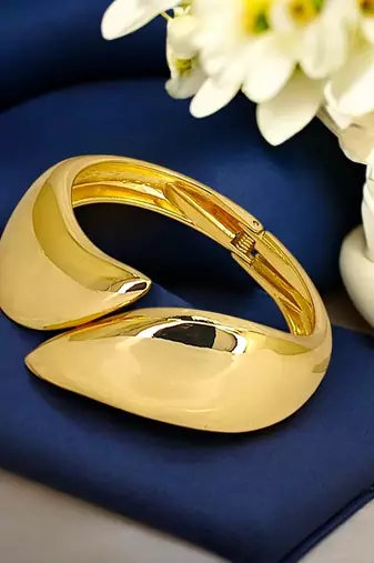 Gold plated stylish cuff bracelet
