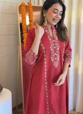 Floral embroidered pink round neck  cotton kurta set with trouser 2