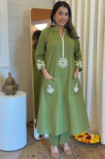 Floral embroidered green round neck pure cotton co-ord set