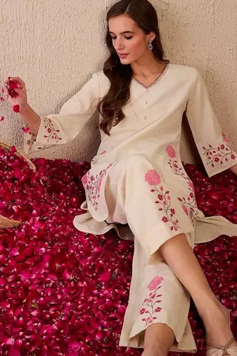 Floral printed white v neck  cotton co-ord set