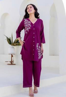 Floral printed purple v neck  cotton co-ord set 1