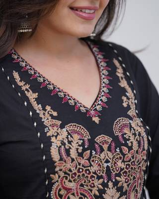 Floral embroidered black v neck  cotton kurta set with trouser & dupatta 4