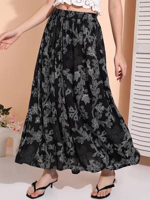 Women black & white floral printed rayon long maxi a line flared skirt 3