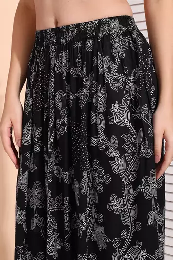 Women black & white floral printed rayon long maxi a line flared skirt