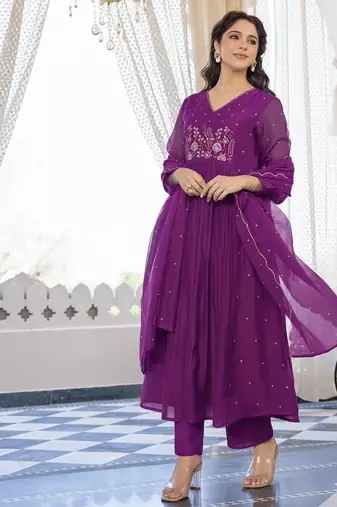 Floral embroidered purple v neck pure cotton kurta set with trouser & dupatta