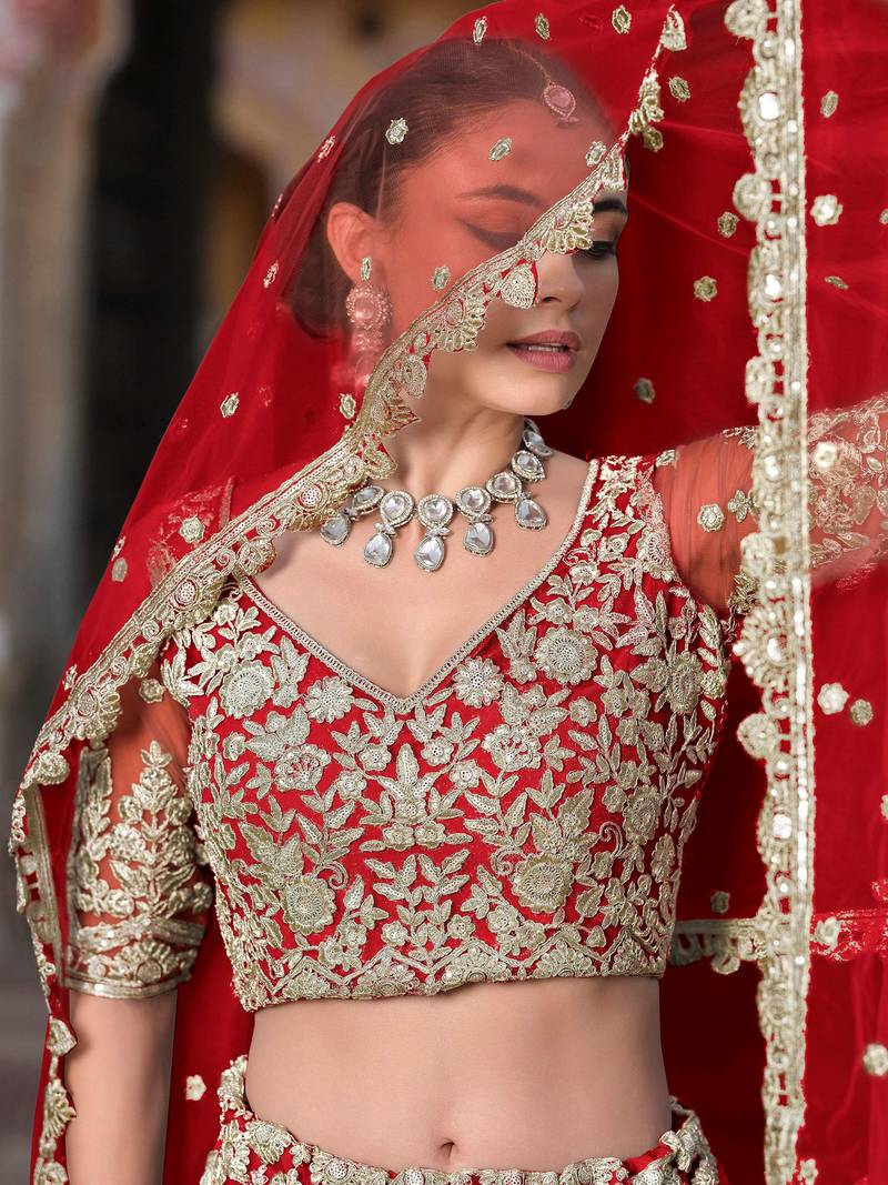 red zari work net bridal lehenga set choli with dupatta with dupatta