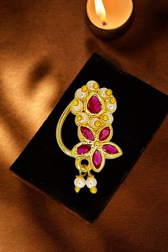 Gold plated pakali chakari clip on nose pin