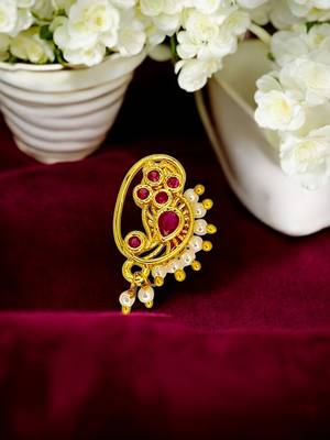 Gold plated paisley design clip on nose pin 1