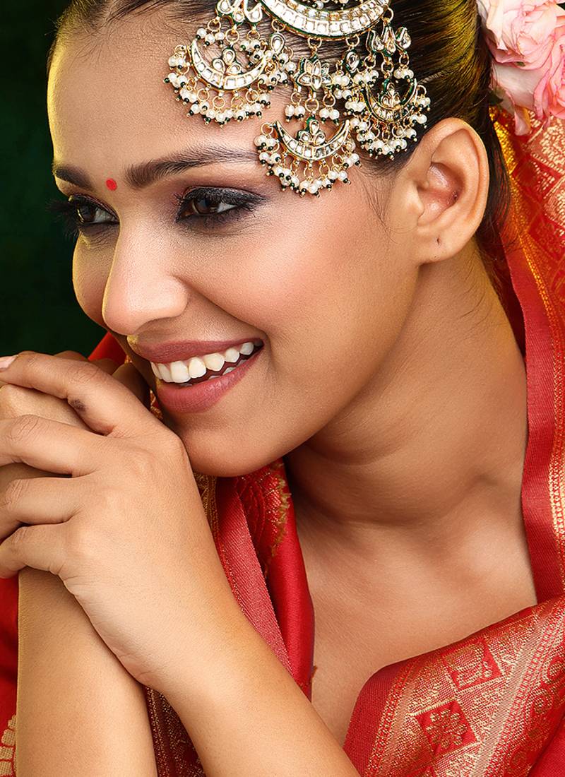 Gold Plated Kundan Passa