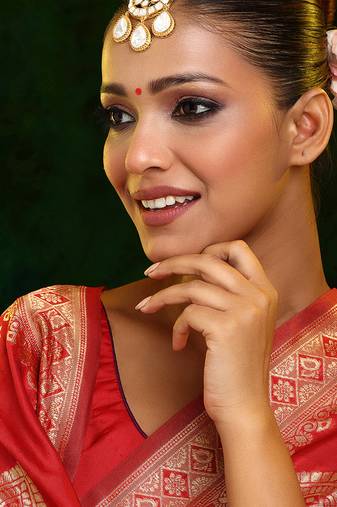 Gold Plated Kundan Maang Tikka