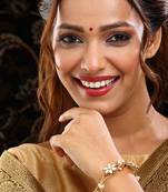 Gold Plated Kundan White Stone Bangle