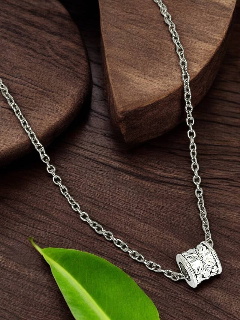Silver plated barrel pendant chain