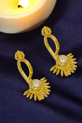 Gold plated spokes design bugadi earrings