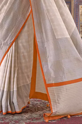 off white poly viscose silk blend checks kanjeevaram zari weaving saree