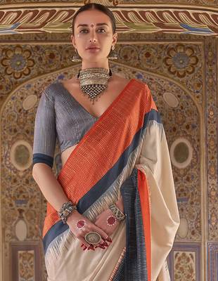 cream poly viscose silk blend stripes kanjeevaram zari weaving saree 3