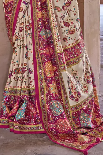  off white soft silk blend floral and paisley printed kashmiri jamewar saree
