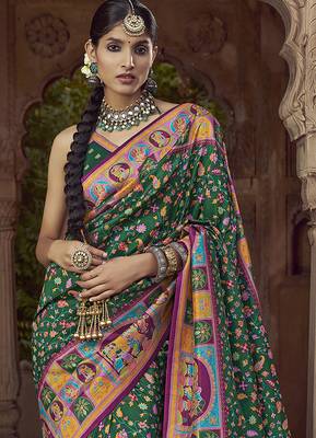bottle green floral zaal print patola saree 3