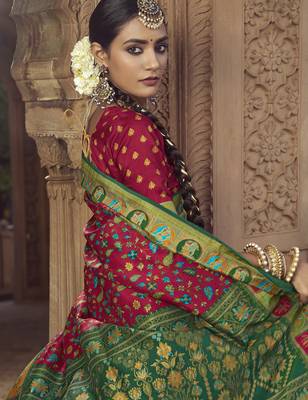 maroon floral zaal print patola saree 2
