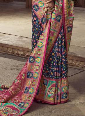 navy blue floral zaal print patola saree 4