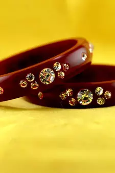 rajasthani acrylic plastic maroon colour bangal size-2.4,2.6,2.8