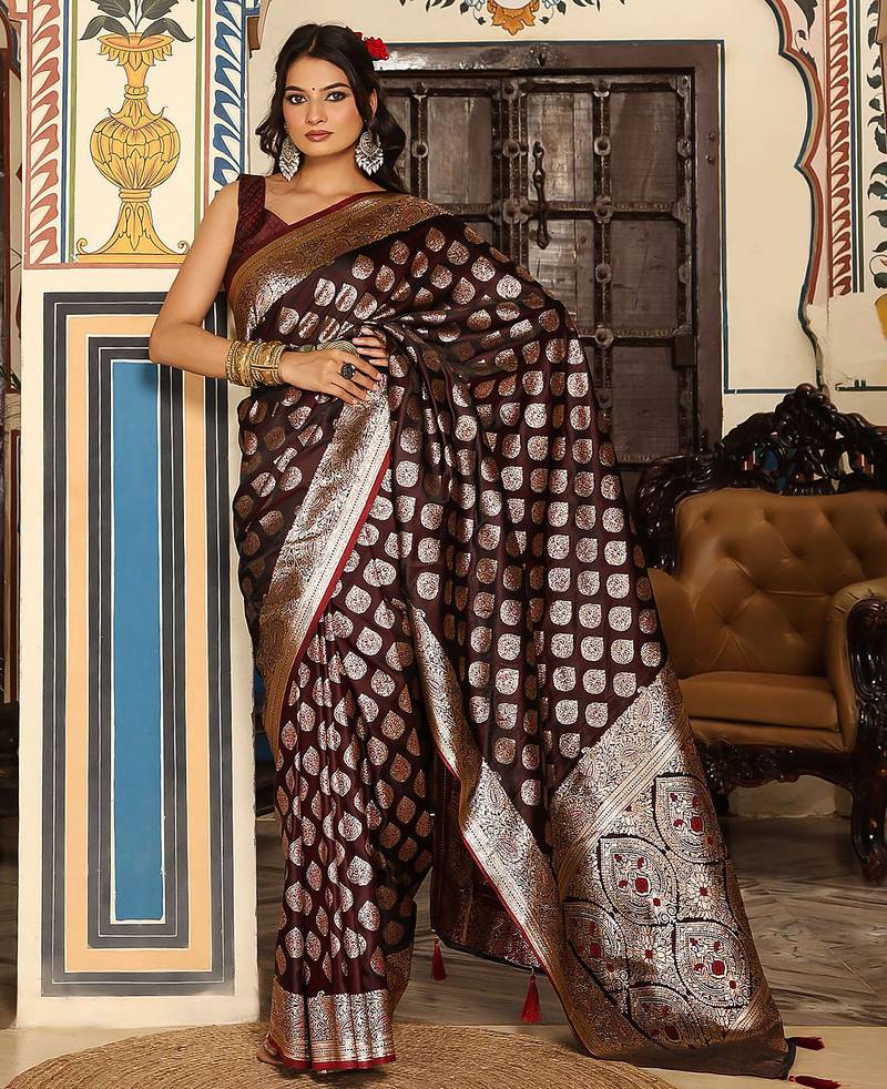 wine color zari woven silk blend saree with un-stitch blouse