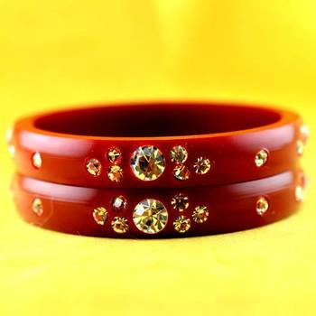 rajasthani acrylic plastic red colour bangal size-2.4,2.6,2.8 2