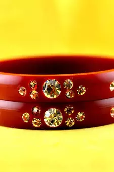 rajasthani acrylic plastic red colour bangal size-2.4,2.6,2.8