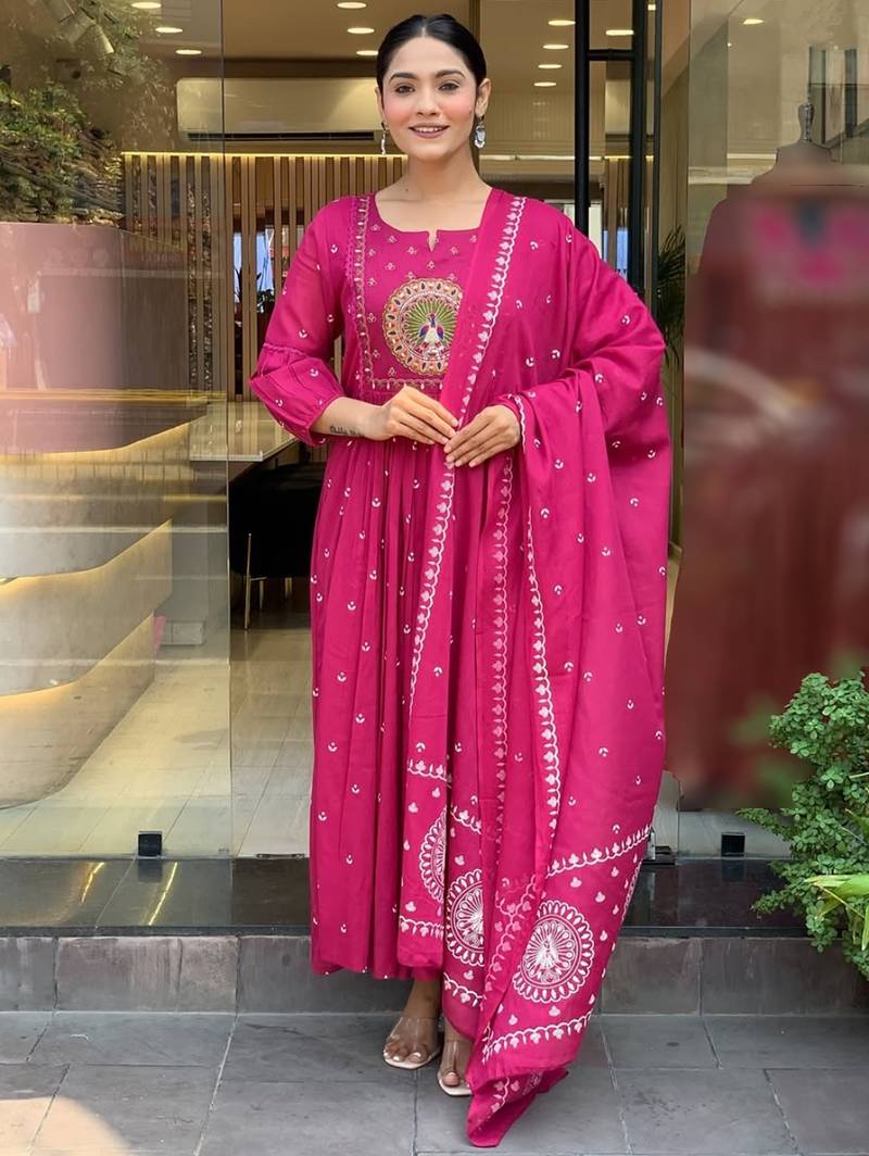 Rani pink cotton heavy thread embroidery work with khadi printed kurta pant set