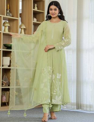 Pista green chanderi silk heavy thread embroidery work kurta pant set 1